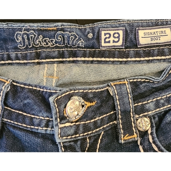 Miss Me Signature Boot Embellished Back Flap Pocket Jean 29 Western Boho Coastal - Picture 4 of 8